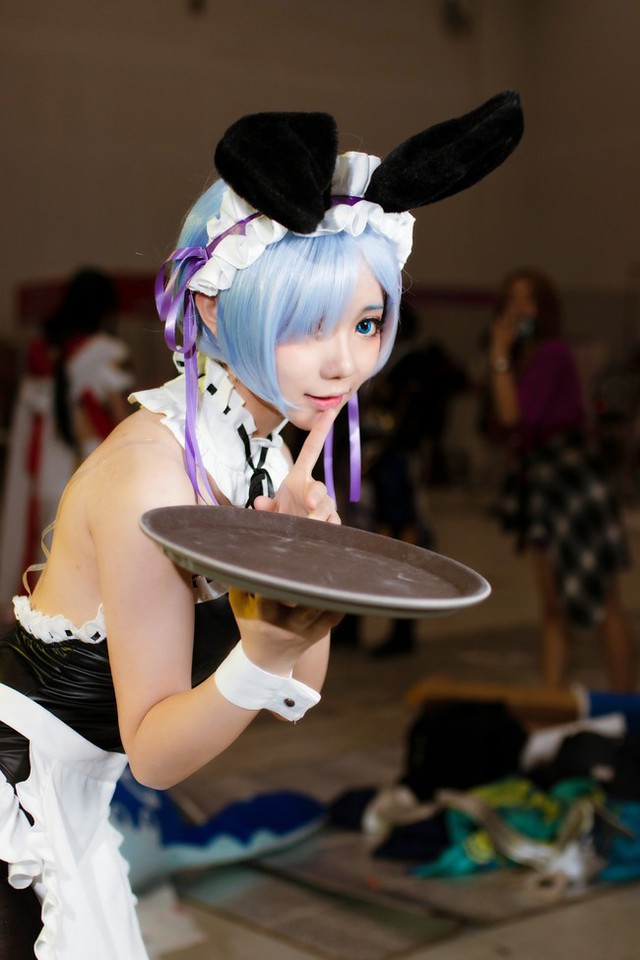 Nóng mắt với cosplay nàng Rem đẹp đến ngất ngây trong Re:Zero