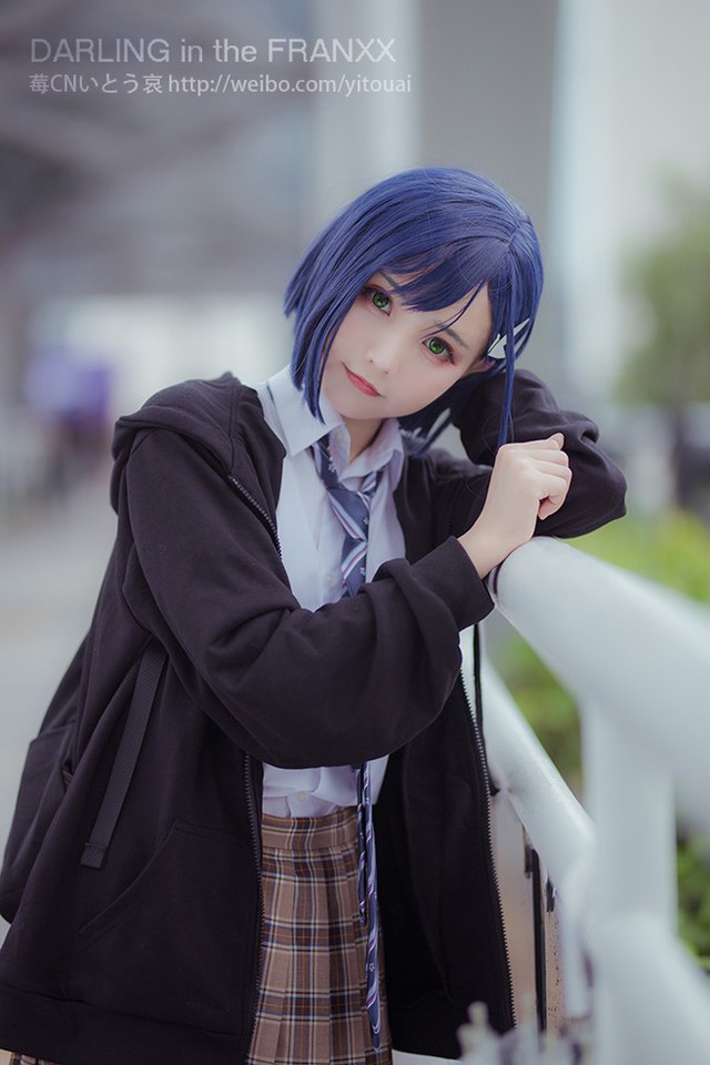 Ngắm cosplay DARLING in the FRANXX cực lạ mắt