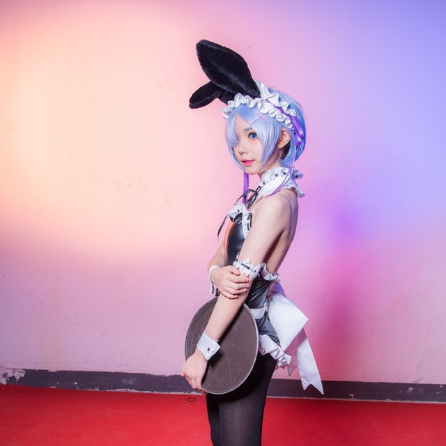 Nóng mắt với cosplay nàng Rem đẹp đến ngất ngây trong Re:Zero