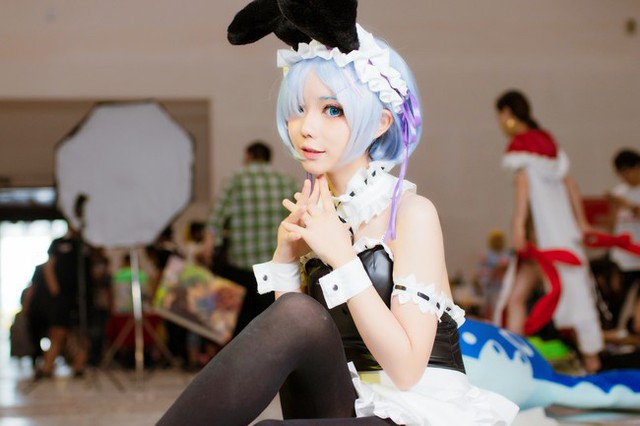 Nóng mắt với cosplay nàng Rem đẹp đến ngất ngây trong Re:Zero