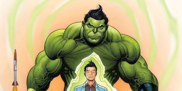  Hulk với mái tóc nhọn nhìn khá là “ngố tàu”. 