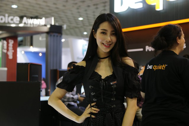 Ngoài đồ công nghệ, Computex 2018 còn có vô vàn gái xinh nữa, mời các bạn cùng ngắm