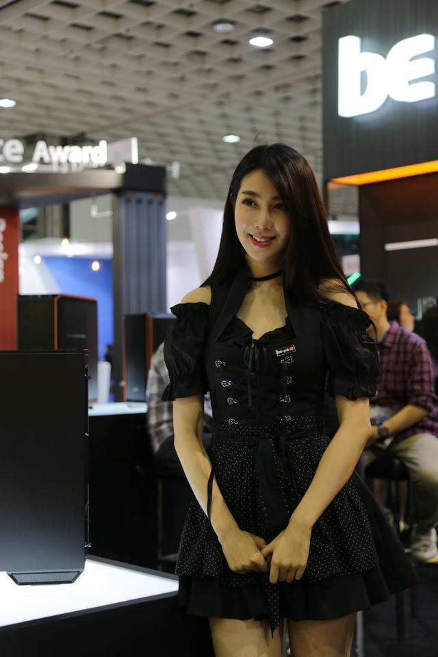 Ngoài đồ công nghệ, Computex 2018 còn có vô vàn gái xinh nữa, mời các bạn cùng ngắm