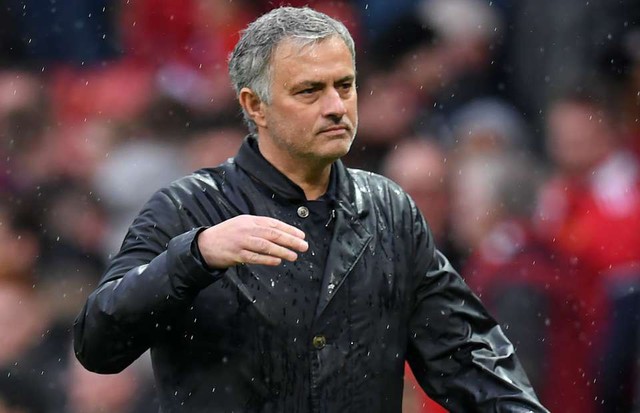  Trải nghiệm cảm giác được trở thành Jose Mourinho cũng khá hay ho đấy chứ 