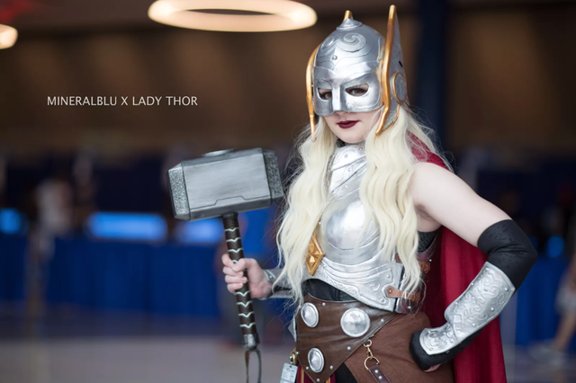  Lady Thor (Marvel) 