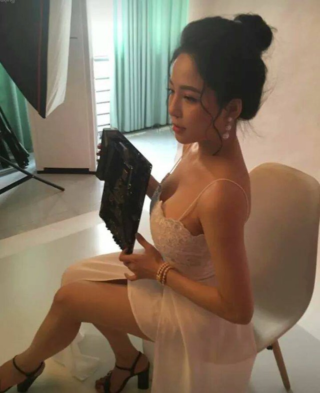 Chưa kịp hết hot sau vụ hẹn hò với PewPew, hot girl Trâm Anh đã chạy sô quảng cáo - Ảnh 5.