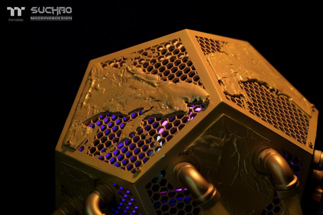 Chiếc PC kiêm cúp vàng World Cup này chắc chắn sẽ khiến bạn phải ngất vì quá đẹp - Ảnh 4.