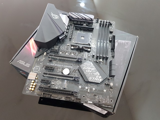 Asus ROG Strix B450-F Gaming: Bo mạch chủ đẹp long lanh cho game thủ - Ảnh 3.