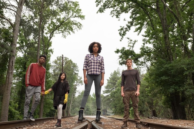 Sau Maze Runner, đừng bỏ lỡ bom tấn giải trí siêu hoành tráng The Darkest Minds - Ảnh 2.