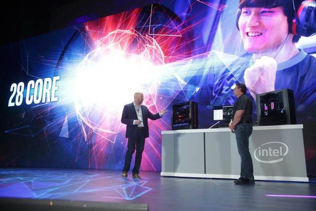 Intel xác nhận sẽ có CPU 10nm mới vào năm sau, hứa hẹn cả chip 28 nhân cực mạnh - Ảnh 3.