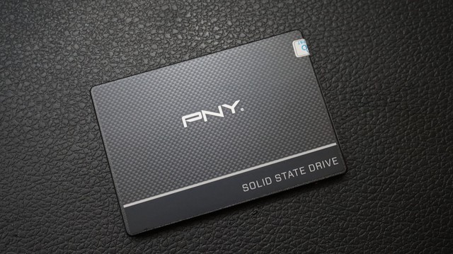 Trên tay cặp đôi tốc độ cao giá rẻ bất ngờ của PNY cho game thủ Việt: SSD CS900 và thẻ nhớ Elite - Ảnh 1.