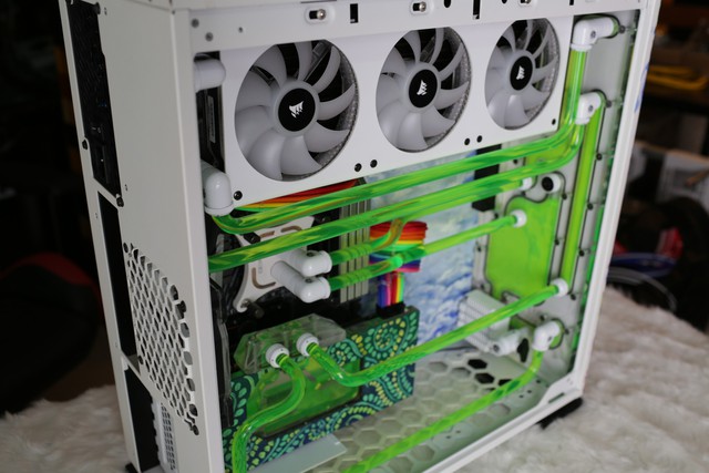 Ngắm bộ máy tính bảo vệ môi trường cực chất của game thủ Việt - Ảnh 7.