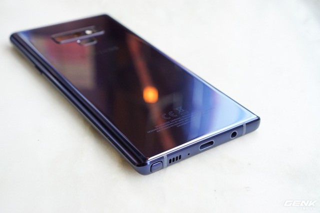 Mở hộp Galaxy Note9: Chiếc Galaxy Note mạnh mẽ nhất từ trước đến nay - Ảnh 11.