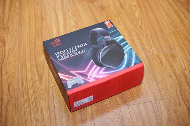 Asus ROG Strix Fusion Wireless: Tai nghe gaming đẹp, ngon, siêu tiện lợi - Ảnh 1.