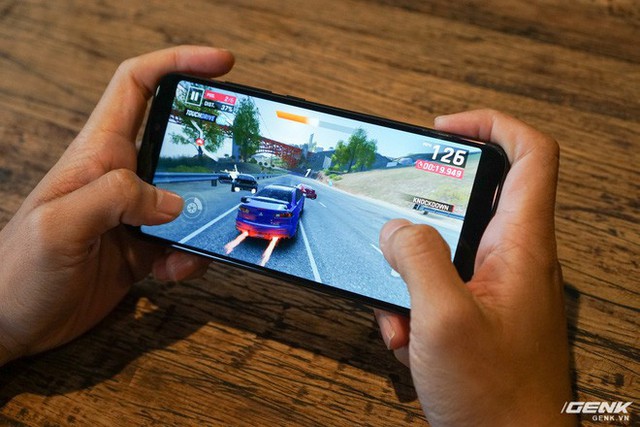 Top 5 smartphone giá rẻ mà vẫn chiến ngon những tựa game đỉnh nhất hiện nay - Ảnh 3.