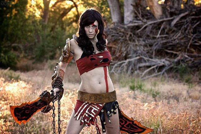 5 nữ nghệ sĩ cosplay kiếm tiền giỏi nhất trên thế giới, ai cũng gợi cảm và quyến rũ đốt mắt người xem - Ảnh 23.