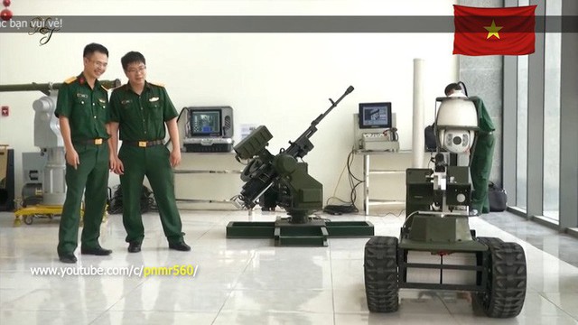 Cận cảnh robot chiến đấu tự hành Made in Việt Nam: không sợ thời tiết khắc nghiệt, tự động sử dụng vũ khí tiêu diệt mục tiêu - Ảnh 1.