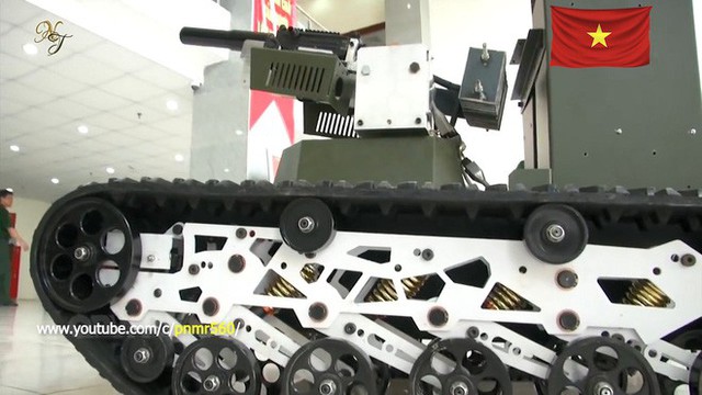 Cận cảnh robot chiến đấu tự hành Made in Việt Nam: không sợ thời tiết khắc nghiệt, tự động sử dụng vũ khí tiêu diệt mục tiêu - Ảnh 6.