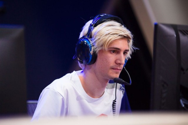 Cựu game thủ của Overwatch League – xQc bị cấm vĩnh viễn khỏi Liên Minh Huyền Thoại vì thách thức người chơi khác - Ảnh 2.