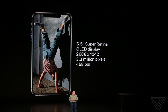 Apple ra mắt iPhone XS và iPhone XS Max: Khỏe hơn, ngâm nước vẫn chơi game được - Ảnh 6.