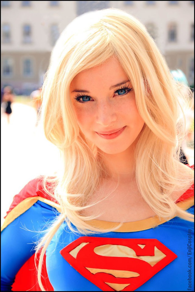 Cùng ngắm nhìn những màn cosplay Supergirl bỏng mắt từ dàn mỹ nhân trên khắp thế giới - Ảnh 5.