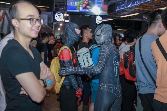 Offline Spider-Man tại Hà Nội: Không những được chơi thử game còn tiết lộ cả loạt phim sắp ra mắt của Marvel - Ảnh 4.