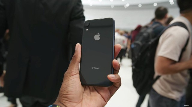 Soi kỹ từng màu của XR, mẫu iPhone dự kiến bán chạy hơn cả XS và XS Max - Ảnh 6.