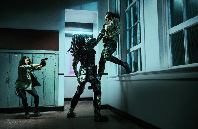 The Predator - Quái Thú Vô Hình tiếp tục tung trailer mới đầy kịch tính và rùng rợn không dành cho khán giả yếu tim - Ảnh 2.