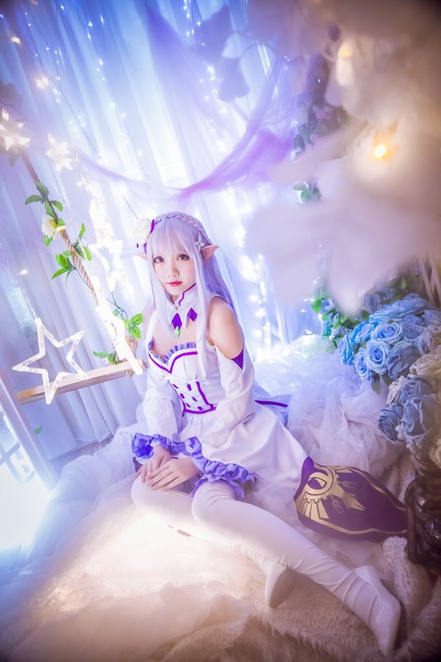 Cosplay tuyệt đẹp về nàng công chúa tóc trắng Emilia trong Re:Zero - Ảnh 6.