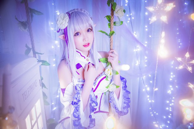 Cosplay tuyệt đẹp về nàng công chúa tóc trắng Emilia trong Re:Zero - Ảnh 2.