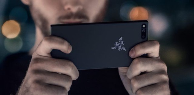 Smartphone gaming Razer Phone 2 chính thức được xác nhận đang trong giai đoạn phát triển - Ảnh 1.