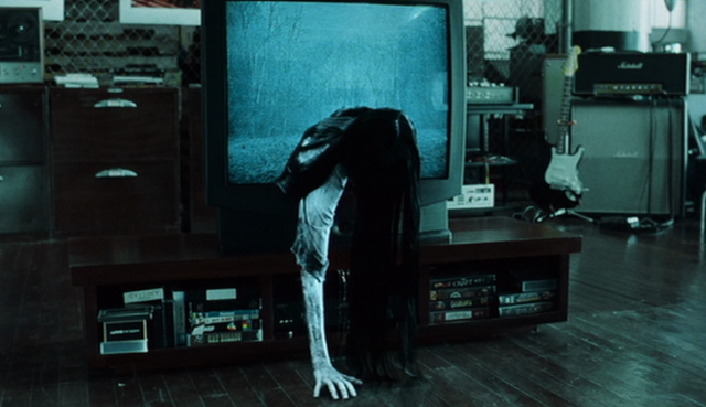 The Ring (2002) - Cuốn băng đã gây ra hàng loạt những cái chết kinh hoàng