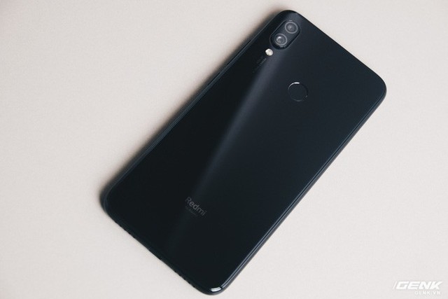 Trên tay Redmi Note 7: Màn hình giọt nước, Snapdragon 660, camera 48MP, kháng nước, USB-C, giá từ 4 triệu đồng - Ảnh 7.