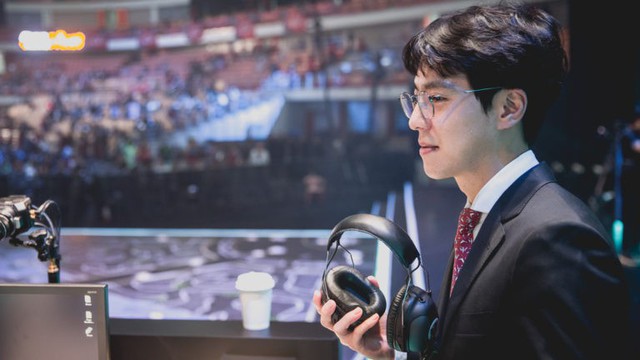 LMHT: SKT T1 Faker - Chúng tôi đã mắc phải nhiều sai lầm trước Fnatic - Ảnh 2.