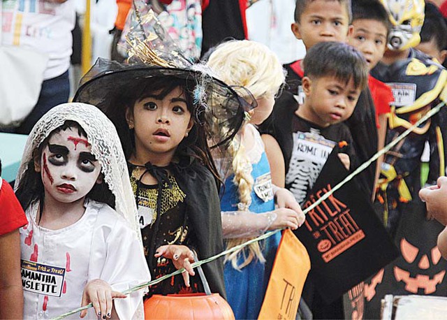 Khám phá lễ hội Halloween của từng nước trên thế giới: Việt Nam có ngày lễ ma quỷ không? - Ảnh 5.