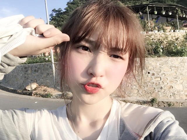 Hóa ra đây là cách mà gái xinh thời nay chọn game, dễ chiều đến thế là cùng - Ảnh 1. Hóa ra đây là cách mà gái xinh thời nay chọn game, dễ chiều đến thế là cùng - Ảnh 1.