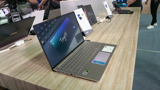 Một vòng Asus Expo 2019 kỷ niệm 30 năm thành lập tại Việt Nam: Cả loạt sản phẩm công nghệ cao sẽ khiến game thủ đê mê - Ảnh 12.