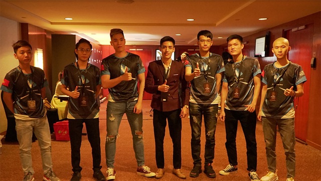 Đồng hành cùng đội tuyển Mobile Legends: Bang Bang Việt Nam - Những khoảnh khắc đẹp tại M1 World Championship 2019 - Ảnh 10.