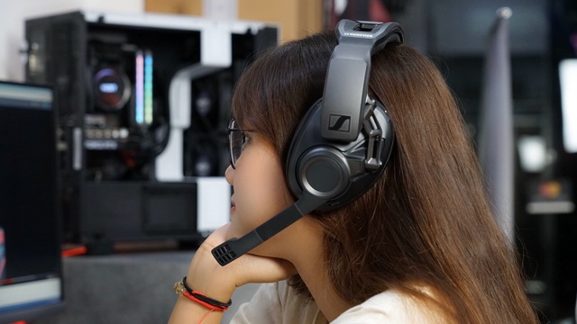 Tai nghe gaming không dây xịn xò Sennheiser GSP 670, chuyên dành cho game thủ tiền không phải là vấn đề - Ảnh 9.