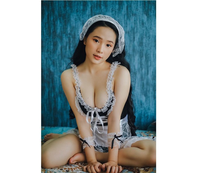 Mặt học sinh thân hình phụ huynh, cô nàng hot girl khiến mạng xã hội Việt dậy sóng - Ảnh 1.