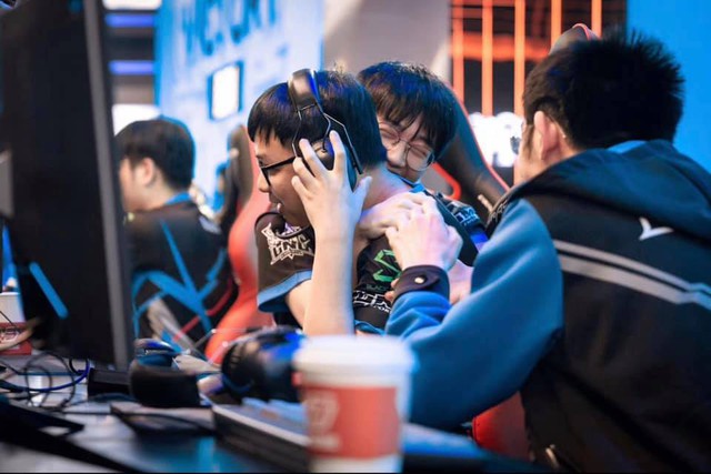 LMHT - Chính thức: LNG Esports thông báo chia tay SofM, tuyển thủ Việt Nam sắp gia nhập đội tuyển mới - Ảnh 2.