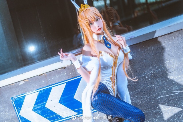 Ngắm nàng Vua nước Anh Arturia Pendragon bước ra đời thật qua loạt ảnh cosplay đẹp mắt - Ảnh 8.