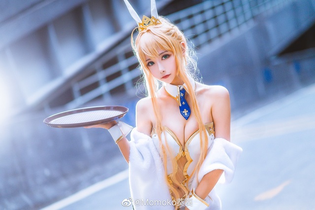 Ngắm nàng Vua nước Anh Arturia Pendragon bước ra đời thật qua loạt ảnh cosplay đẹp mắt - Ảnh 6.