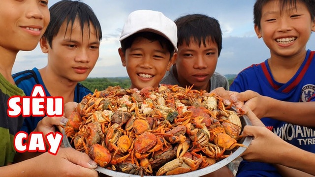  Youtuber nghị lực nhất Việt Nam: ở nhà tre nứa, làm phụ hồ nhưng vẫn gây dựng được channel ẩm thực hơn 760k subscribers - Ảnh 21.