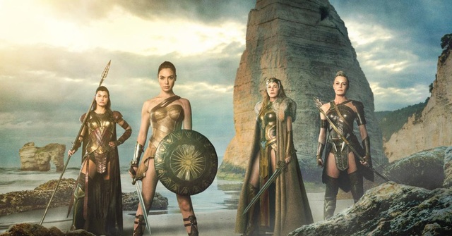 Phần 2 chưa lên sóng mà chị đại Wonder Woman đã được làm phần 3 và một phần ngoại truyện - Ảnh 3.