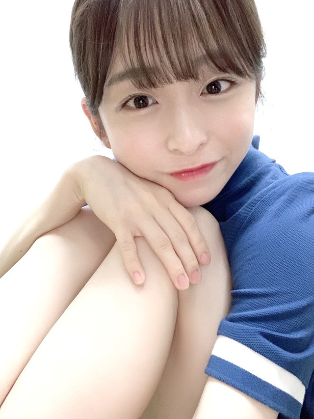 Cao 1m46, cô nàng hot girl vẫn giật giải Hoa Khôi với nhan sắc như búp bê ngoài đời thật - Ảnh 6. Cao 1m46, cô nàng hot girl vẫn giật giải Hoa Khôi với nhan sắc như búp bê ngoài đời thật - Ảnh 6.