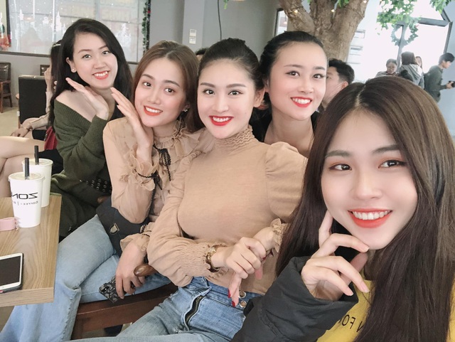 Gái xinh chơi game chắc không thiếu, nhưng 9/10 người đều như hot girl thế này chắc chỉ có Gun Love mà thôi - Ảnh 2.