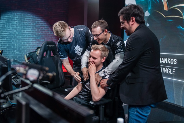 Chỉ về nhì thế giới nhưng G2 Esports là ông hoàng cà khịa với 1977 lần khẩu nghiệp trên MXH - Ảnh 2. Chỉ về nhì thế giới nhưng G2 Esports là ông hoàng cà khịa với 1977 lần khẩu nghiệp trên MXH - Ảnh 2.
