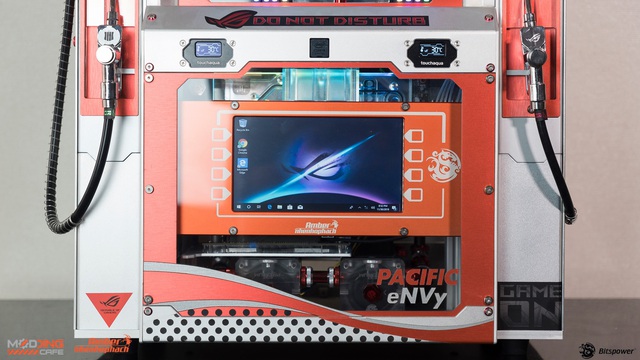 Nghệ sĩ làm PC Nhện Hổ Phách lại khiến game thủ đứng hình với bộ máy tính trạm xăng cực chuẩn - Ảnh 6.