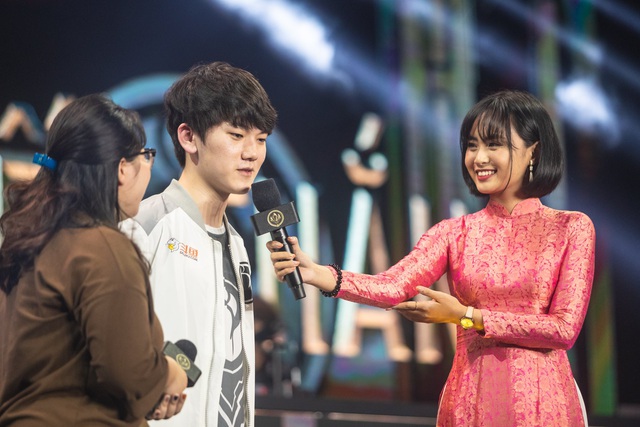 MC Minh Nghi dành tiền kinh doanh để làm từ thiện, fan trầm trồ: Đúng là thiên thần, đã xinh đẹp lại còn tốt bụng - Ảnh 9. MC Minh Nghi dành tiền kinh doanh để làm từ thiện, fan trầm trồ: Đúng là thiên thần, đã xinh đẹp lại còn tốt bụng - Ảnh 9.